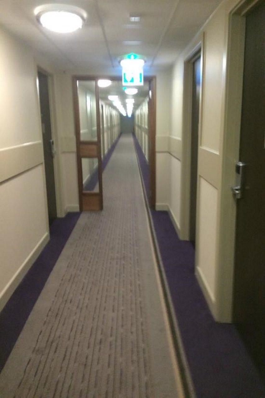 Premier Inn London Wandsworth Buitenkant foto